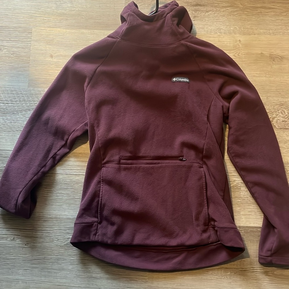 Columbia hoodie